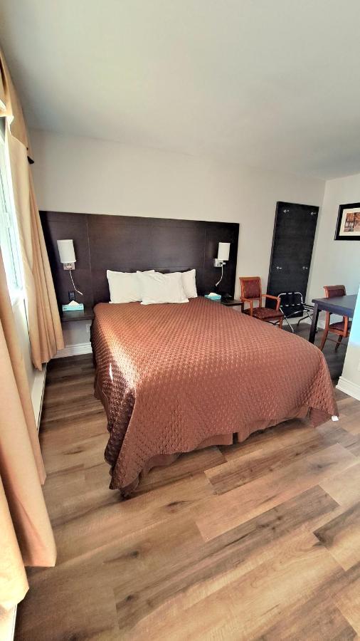 Cedar Lodge Motel Goderich Buitenkant foto