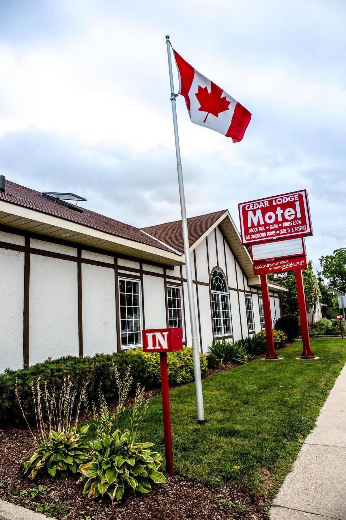 Cedar Lodge Motel Goderich Buitenkant foto