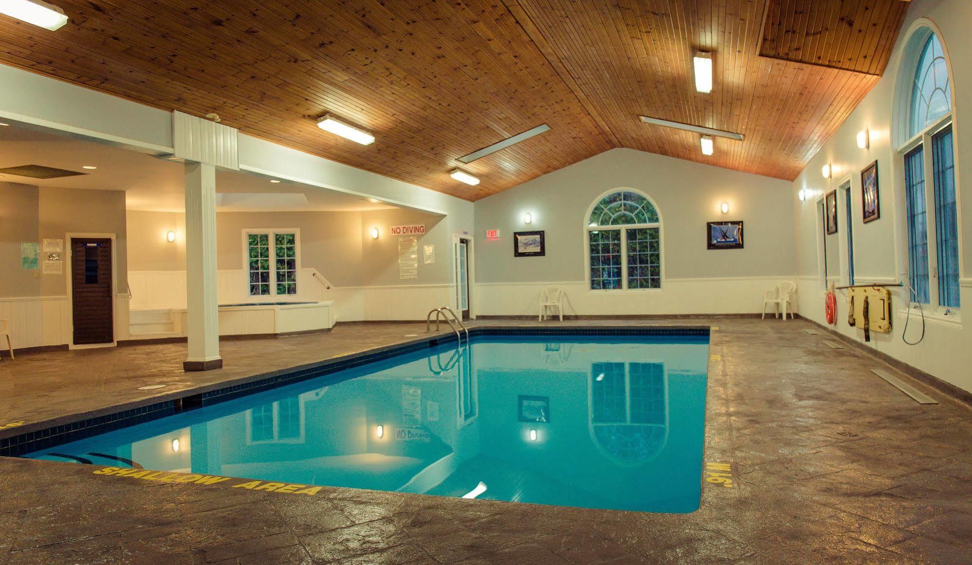Cedar Lodge Motel Goderich Buitenkant foto